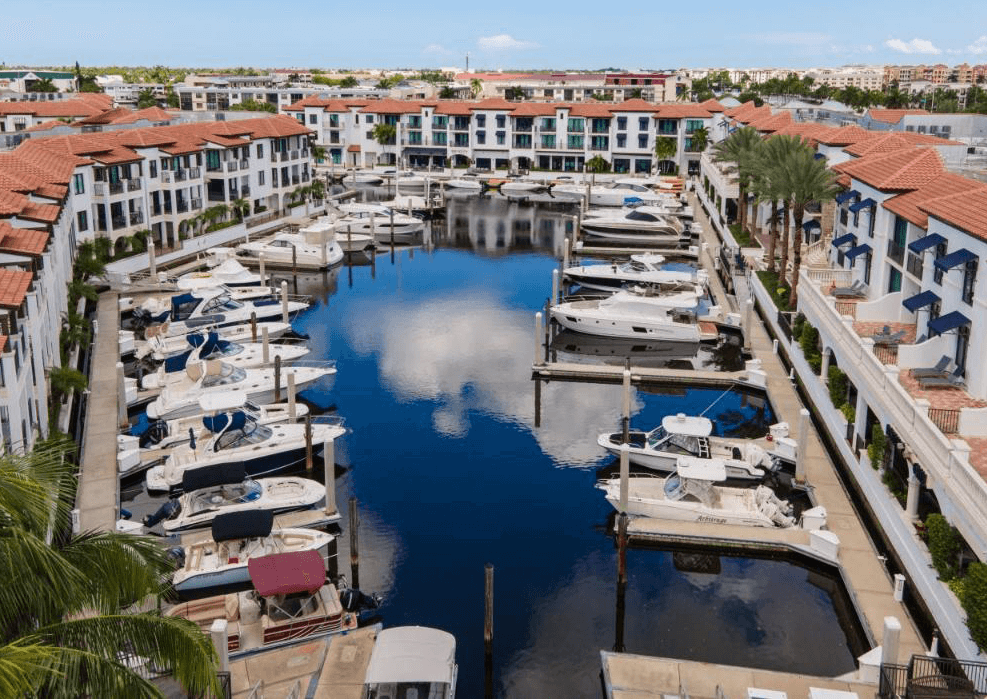 Naples bay resort & marina