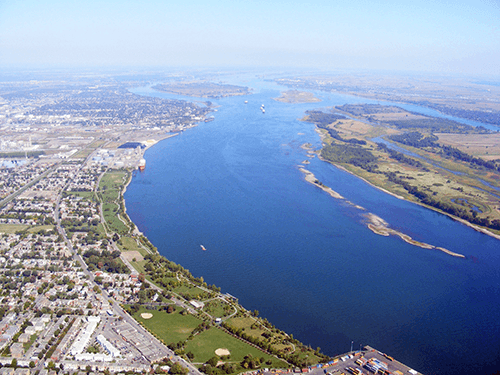 quebec-st-lawrence-river