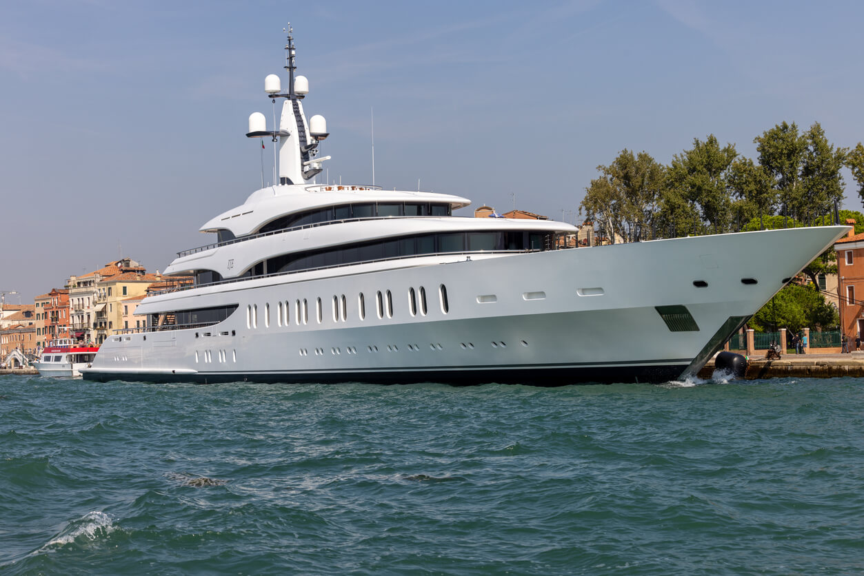 &nbsp;What Is a Yacht?